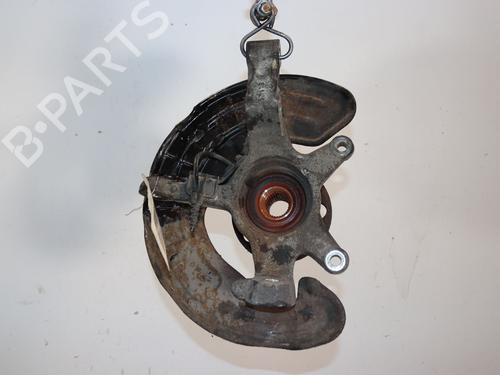 Used Left front steering knuckle Left front steering knuckle MERCEDES-BENZ GLA-CLASS (X156) GLA 45 AMG 4-matic (156.952) (360 hp) 33997850 33997850