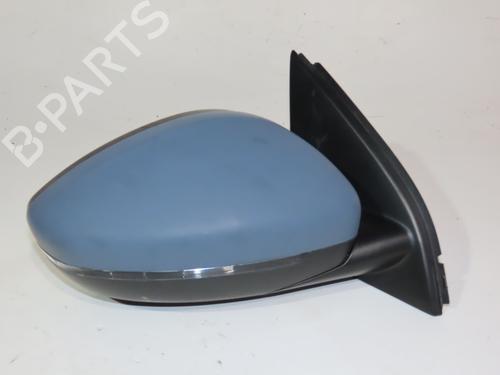 Used Right mirror Right mirror 15047857 15047857