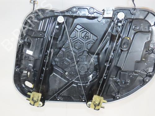 Rudehejsemekanisme ventre foran VOLVO XC40 (536) D3 (150 hp) 31576299