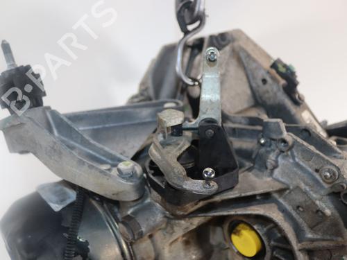 Gearkasse RENAULT KANGOO Express (FW0/1_) 1.5 dCi 85 (FW0K, FW0L, FW0B) (86 hp) 32179414