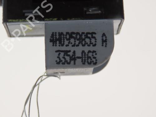 Used Right rear window switch AUDI Q3 (8UB, 8UG) 2.0 TDI (140 hp) 29137192