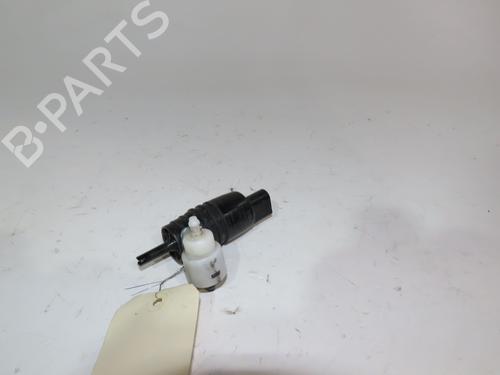 Used Washer pump BMW 2 Gran Tourer (F46) 216 d (116 hp) 19061940