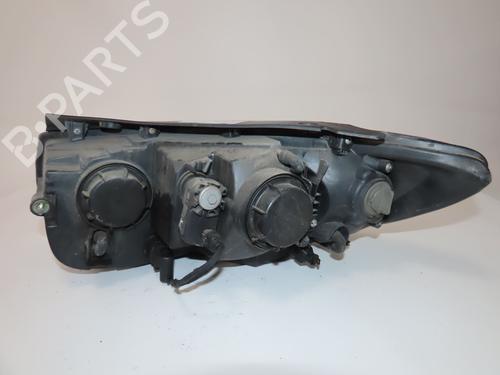 Used Right headlight HYUNDAI SANTA FÉ II (CM) 2.2 CRDi GLS 4x4 (150 hp) 26512384