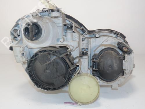 Left headlight MERCEDES-BENZ C-CLASS (W203) C 200 CDI (203.007) | BP30916531C28