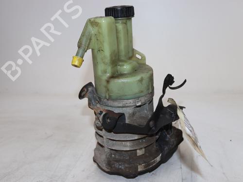 Used Steering pump RENAULT MASTER III Van (FV) 2.3 dCi 150 FWD (FV0F, FV03, FV09) (150 hp) 28685482