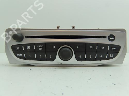 Used Radio RENAULT MEGANE III Hatchback (BZ0/1_, B3_) 1.9 dCi (BZ0N, BZ0J) (131 hp) 15842507