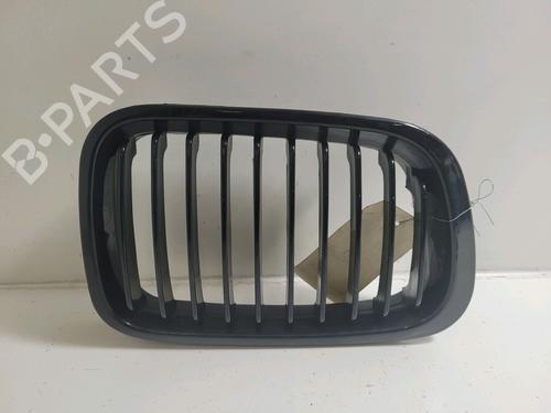 Used Grille BMW 3 (E46) 320 d (136 hp) 9027093