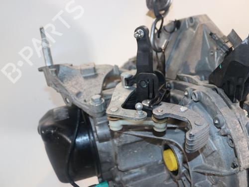 gearbox-renault-clio-iv-bh_-2012-2013-2014-2015-2016-2017-2018-2019-2020-2021-31796384 main image