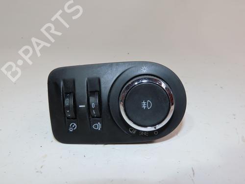 Used Headlight switch OPEL CORSA D (S07) 1.0 (L08, L68) (65 hp) 18124862