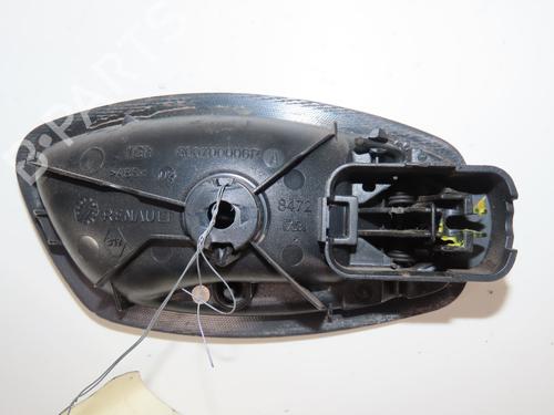 front-left-interior-door-handle-renault-trafic-iii-van-fg_-2014-36485612 main image