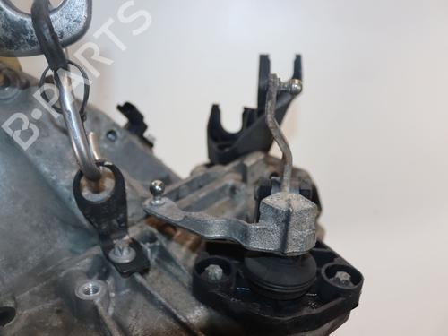 Used Gearbox RENAULT CLIO III (BR0/1, CR0/1) 1.5 dCi (C/BR0G, C/BR1G) (68 hp) 32038431
