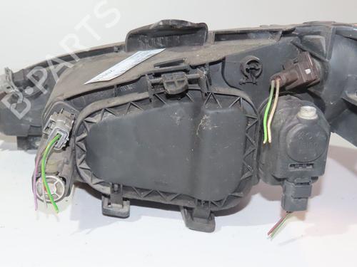 Used Right headlight Right headlight PEUGEOT 206 Hatchback (2A/C) 1.4 HDi eco 70 (68 hp) 25587007 25587007