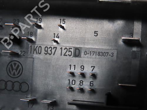 Fuse box VW GOLF VI (5K1) 1.6 TDI | BP32354393E1