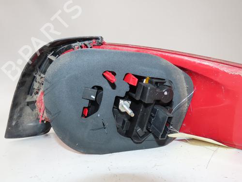 Used Left taillight Left taillight PEUGEOT 206 CC (2D) 1.6 16V (2DNFUF, 2DNFUR) (109 hp) 36344325 36344325