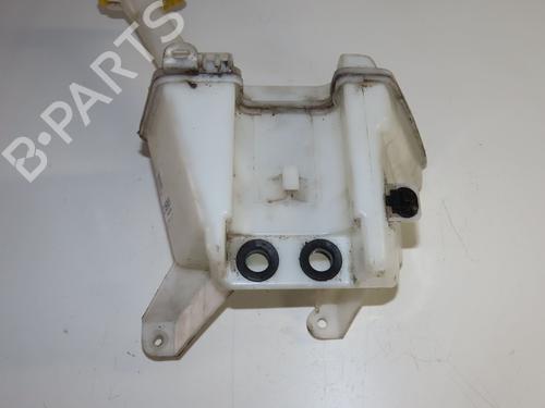 Windscreen washer tank TOYOTA YARIS (_P13_) 1.4 D (NLP130_, NLP130) | BP30980277C113