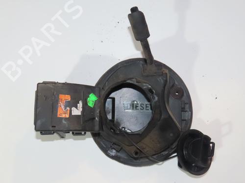 Used Fuel flap RENAULT CLIO IV (BH_) 1.5 dCi 75 (75 hp) 29901552