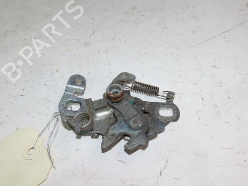 Used Hood lock PEUGEOT 3008 II SUV (MC_, MR_, MJ_, M4_) 2.0 BlueHDi 180 (177 hp) 18667222