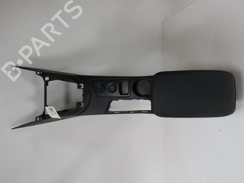 Used Middle console PEUGEOT RCZ 2.0 HDi (163 hp) 28121057