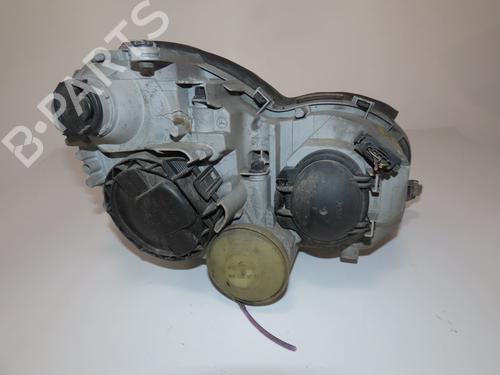 Used Left headlight MERCEDES-BENZ C-CLASS (W203) C 220 CDI (203.008) (150 hp) 24535229
