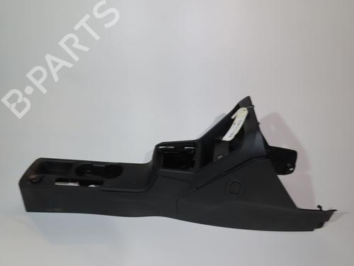 Midtkonsoll DACIA SANDERO III 1.0 TCe 90 (91 hp) 23161529