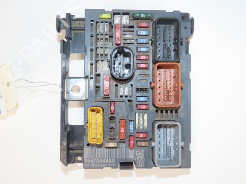 Fuse box CITROËN C4 Picasso I MPV (UD_) 1.6 HDi | BP31151912E1