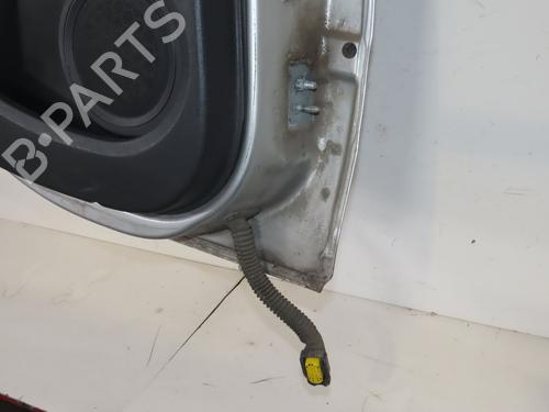 Dør venstre bagtil Dør venstre bagtil RENAULT CLIO III Grandtour (KR0/1_) 1.5 dCi (KR0F) (86 hp) 36940846 36940846