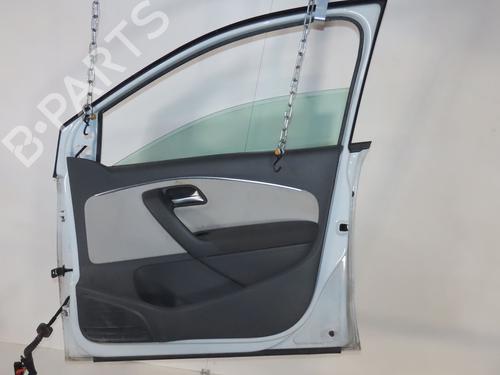 Right front door VW POLO V (6R1, 6C1) 1.2 TSI 16V | BP24832920C3 