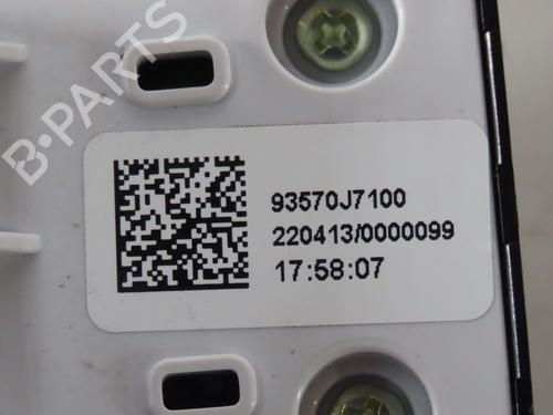 Left front window switch KIA CEED (CD) 1.0 T-GDI | BP39387211I27 - Image 2