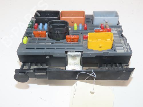 Used Fuse box Fuse box PEUGEOT 3008 I MPV (0U_) 1.6 HDi (109 hp) 35797112 35797112