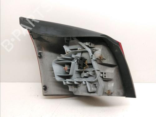 Used Right taillight OPEL SIGNUM Hatchback (Z03) 2.2 DTI (F48) (125 hp) 13357354