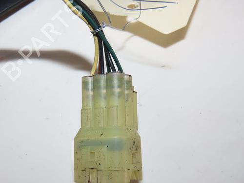 Rétroviseur droit LAND ROVER DISCOVERY II (L318) 2.5 Td5 4x4 (139 hp) 32873442