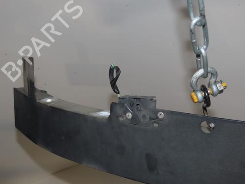 Used Front bumper reinforcement Front bumper reinforcement 36790022 36790022