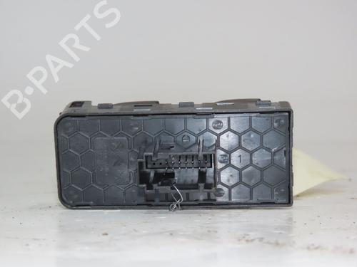 Used Left front window switch Left front window switch CITROËN C3 III (SX) 1.2 PureTech 82 (83 hp) 40484503 40484503