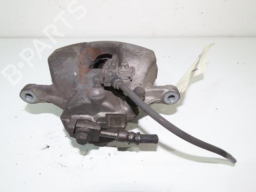 Used Right front brake caliper MERCEDES-BENZ A-CLASS (W177) A 180 d (177.010) (116 hp) 15891931