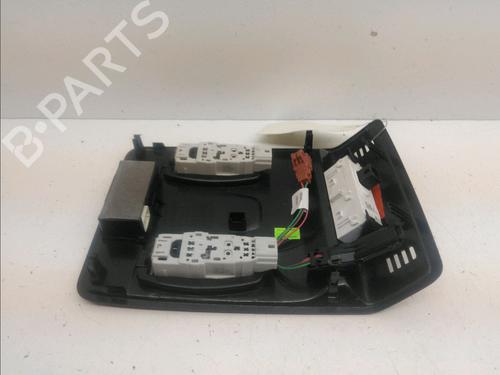 Used Interior roof light RENAULT CAPTUR II (HF_) Blue dCi 95 (HFAF) (95 hp) 15625421