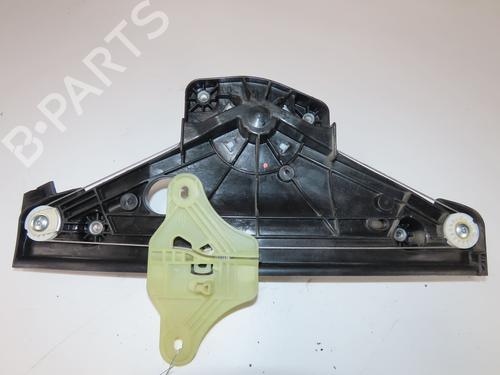 Used Rear right window mechanism RENAULT CLIO V (B7_) 1.5 Blue dCi 100 (B7AD) (101 hp) 27812415