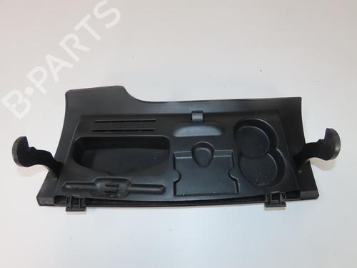 Used Glove box PEUGEOT 206+ (2L_, 2M_) 1.4 HDi eco 70 (68 hp) 27622131