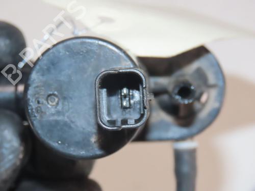 Used Washer pump RENAULT CLIO V (B7_) 1.5 Blue dCi 85 (B7AG) (86 hp) 30868321