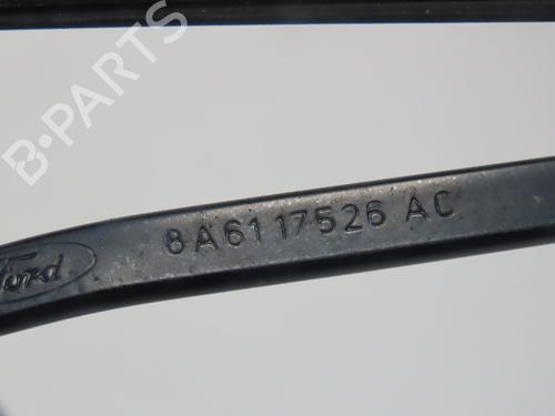 Used Front windshield wiper arm FORD FIESTA VI (CB1, CCN) 1.4 TDCi (70 hp) 25126197