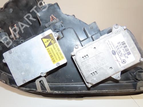 Used Left headlight MERCEDES-BENZ M-CLASS (W164) ML 420 CDI 4-matic (164.128) (306 hp) 30311729