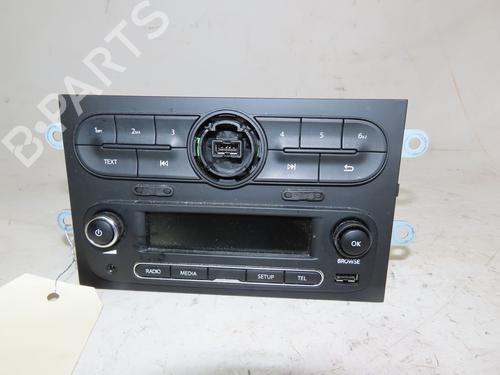 Used Radio RENAULT TWINGO III (BCM_, BCA_) 1.0 SCe 70 (71 hp) 19748136