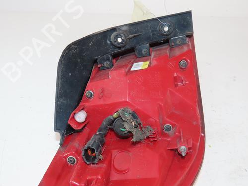Used Right taillight Right taillight KIA SPORTAGE III (SL) 1.7 CRDi (116 hp) 33744635 33744635