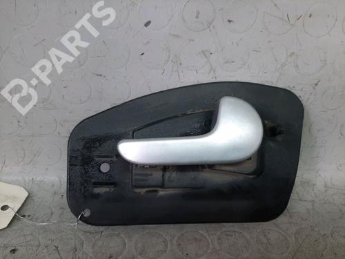 Used Rear right interior door handle Rear right interior door handle OPEL CORSA C (X01) 1.3 CDTI (F08, F68) (70 hp) 9015586 9015586