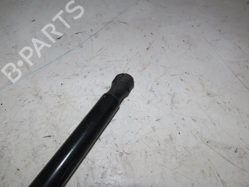 Used Tailgate lift support Tailgate lift support 19338111 19338111