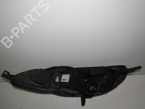 Used Right headlight PEUGEOT 407 (6D_) 1.6 HDi 110 (6D9HZC, 6D9HYC) (109 hp) 15201388