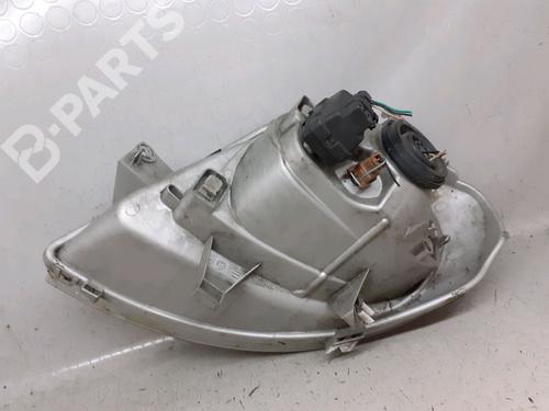 Right headlight RENAULT TRAFIC II Van (FL) 1.9 dCi 80 (FL0B) | BP9021528C29 