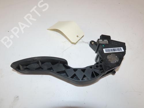 Used Pedal RENAULT MEGANE III Hatchback (BZ0/1_, B3_) 1.5 dCi (BZ09, BZ0D, BZ1W, BZ29, BZ14) (110 hp) 32432422