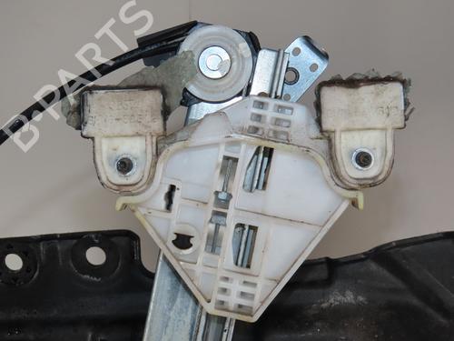 Używane Mechanizm podnoszenia szyby przedniej lewej MAZDA 3 Saloon (BM_, BN_) 2.2 D (150 hp) 30868237