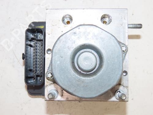 Used ABS pump DACIA SANDERO II 1.5 dCi 75 / Blue dCi 75 (B8JW, B8M4, B8AH, B8M7, B8M6) (75 hp) 32873372