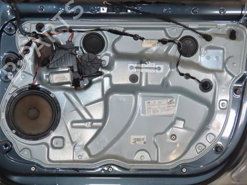 Used Right front door VW POLO IV (9N_, 9A_) 1.2 12V (64 hp) 31277291